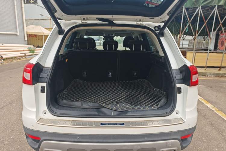 Used Haval H7 2016 Blue-Label H7 2.0T Automatic Luxury Model Trunk