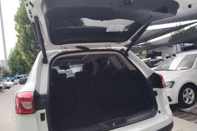 Used Haval H7 2016 Blue-Label H7 2.0T Automatic Elite Model Trunk