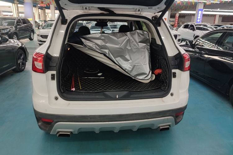 Used Haval H7 2016 Blue-Label H7 2.0T Automatic Luxury Model Trunk