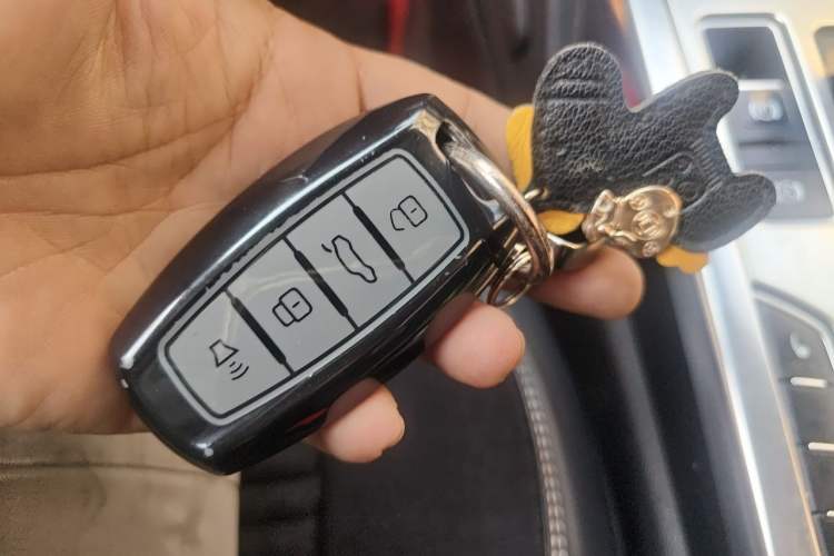 Used Haval H7 2016 Blue-Label H7 2.0T Automatic Luxury Model Vehicle Key