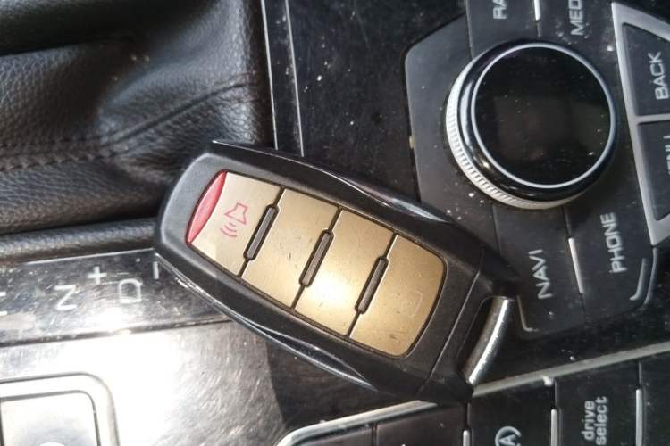 Used Haval H7 2016 Blue-Label H7 2.0T Automatic Luxury Model Vehicle Key