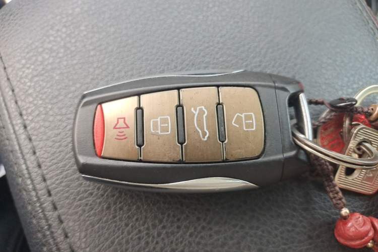 Used Haval H7 2016 Blue-Label H7 2.0T Automatic Luxury Model Vehicle Key