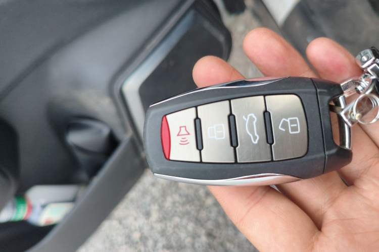 Used Haval H7 2016 Blue-Label H7 2.0T Automatic Luxury Model Vehicle Key