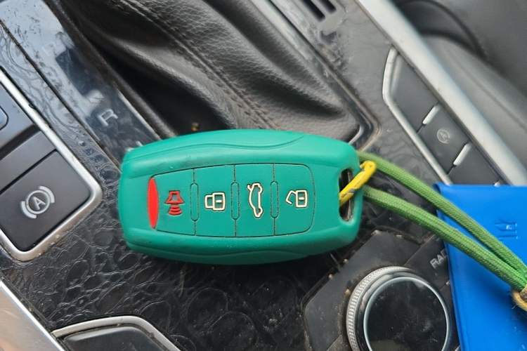 Used Haval H7 2016 Blue-Label H7 2.0T Automatic Elite Model Vehicle Key