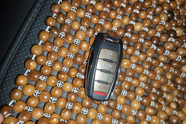 Used Haval H7 2016 Blue-Label H7 2.0T Automatic Luxury Model Vehicle Key