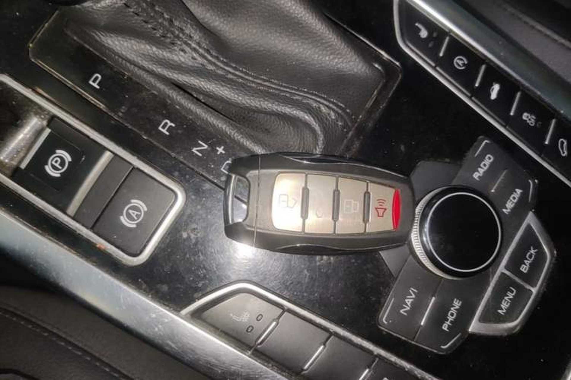 Used Haval H7 2016 Blue-Label H7 2.0T Automatic Luxury Model Vehicle Key