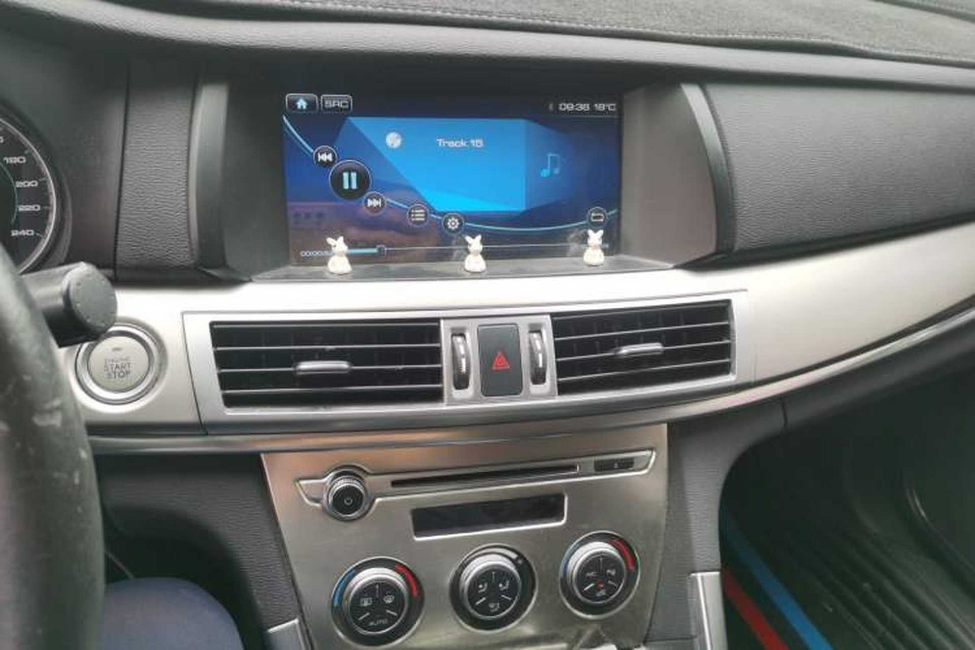 Used Haval H7 2017 Blue-Label H7L 2.0T Automatic Luxury Model Audio And AC Panel