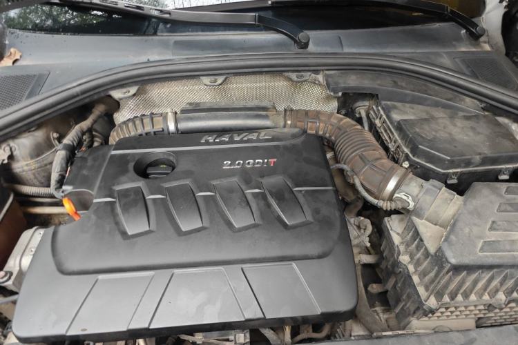 Used Haval H7 2017 Red-Label H7 2.0T Automatic Luxury Model Engine Bay
