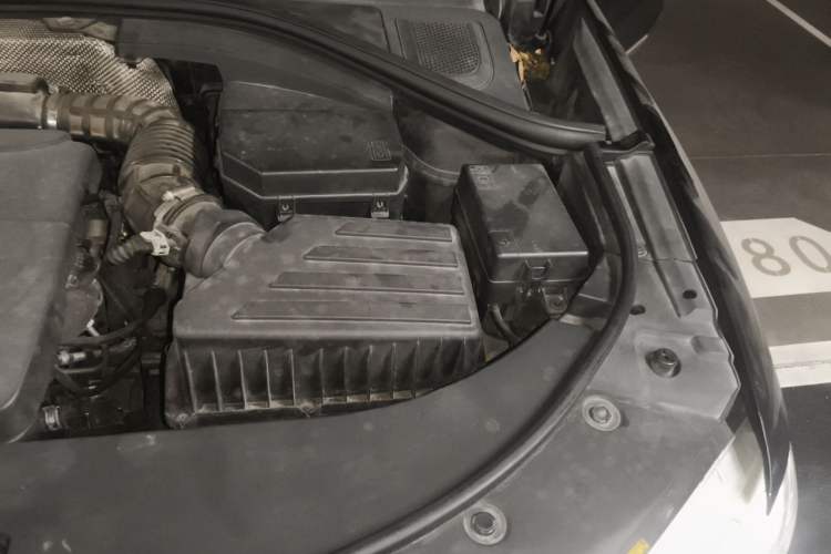 Used Haval H7 2017 Blue-Label H7L 2.0T Automatic Luxury Model Engine Bay Left