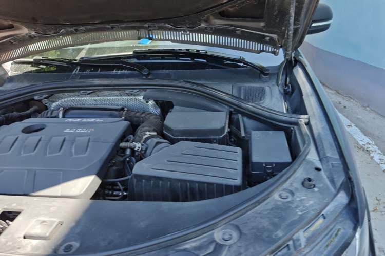 Used Haval H7 2017 Red-Label H7 2.0T Automatic Luxury Model Engine Bay Left