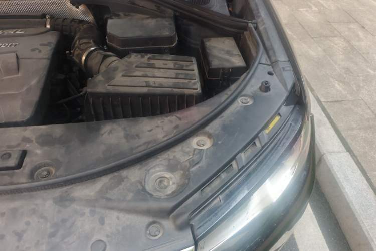 Used Haval H7 2017 Red-Label H7 2.0T Automatic Luxury Model Engine Bay Left