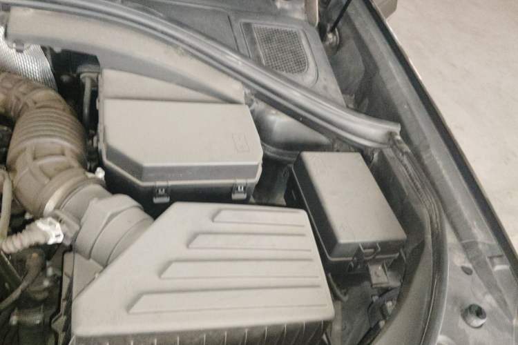 Used Haval H7 2017 Red-Label H7 2.0T Automatic Prestige Model Engine Bay Left