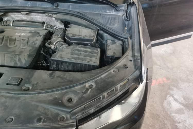 Used Haval H7 2017 Red-Label H7 2.0T Automatic Prestige Model Engine Bay Left