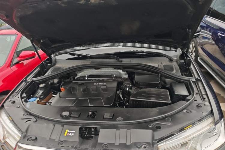 Used Haval H7 2017 Blue-Label H7L 2.0T Automatic Luxury Model Engine Bay