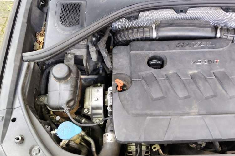 Used Haval H7 2017 Red-Label H7 2.0T Automatic Prestige Model Engine Bay Right