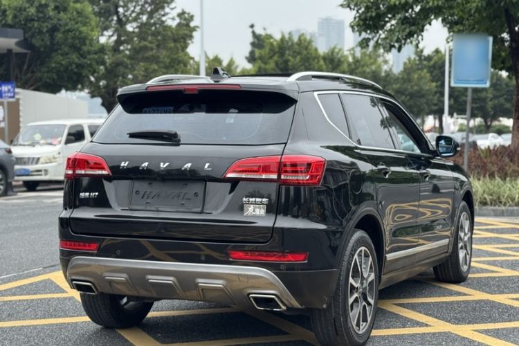 Used Haval H7 2017 Red-Label H7 2.0T Automatic Luxury Model Exterior 8