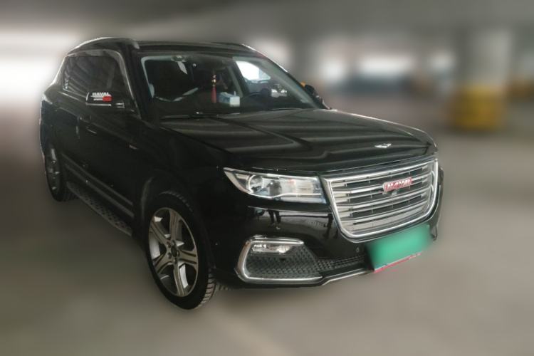 Used Haval H7 2017 Red-Label H7 2.0T Automatic Prestige Model Front Right 45 Deg