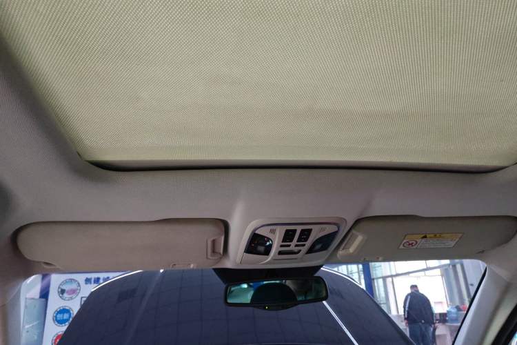 Used Haval H7 2017 Red-Label H7 2.0T Automatic Prestige Model Headliner