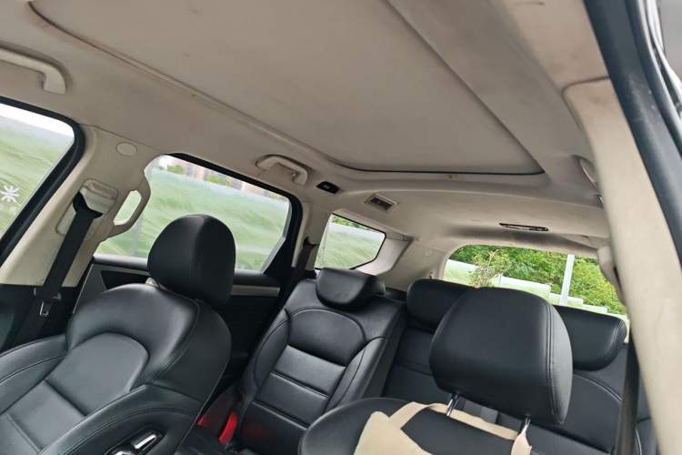 Used Haval H7 2017 Red-Label H7L 2.0T Automatic Luxury Model Headliner