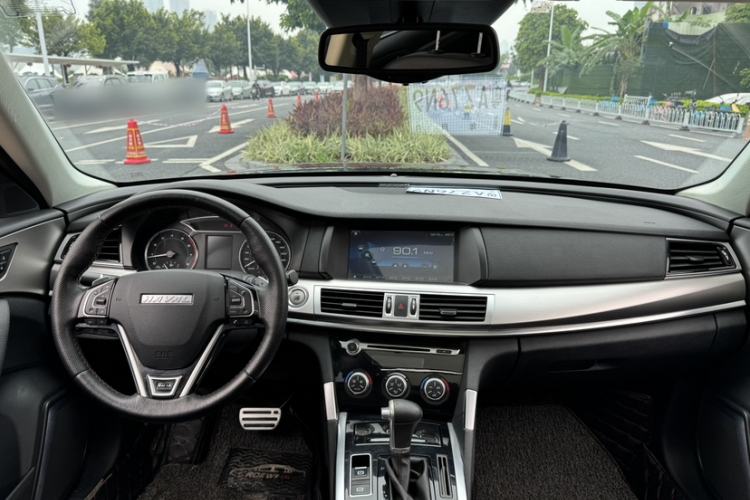 Used Haval H7 2017 Red-Label H7 2.0T Automatic Luxury Model Interior 3
