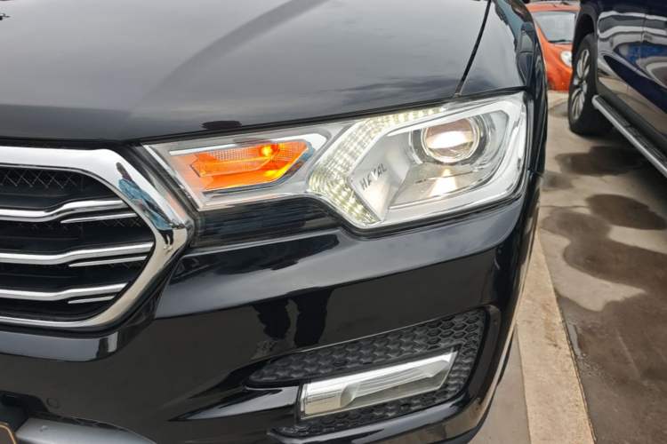 Used Haval H7 2017 Blue-Label H7L 2.0T Automatic Luxury Model Left Front Headlight