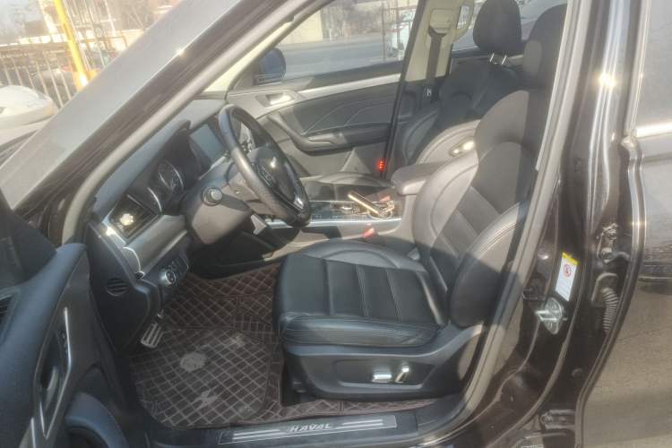 Used Haval H7 2017 Blue-Label H7L 2.0T Automatic Luxury Model Left Front Seat