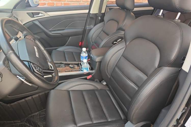 Used Haval H7 2017 Red-Label H7 2.0T Automatic Luxury Model Left Front Seat