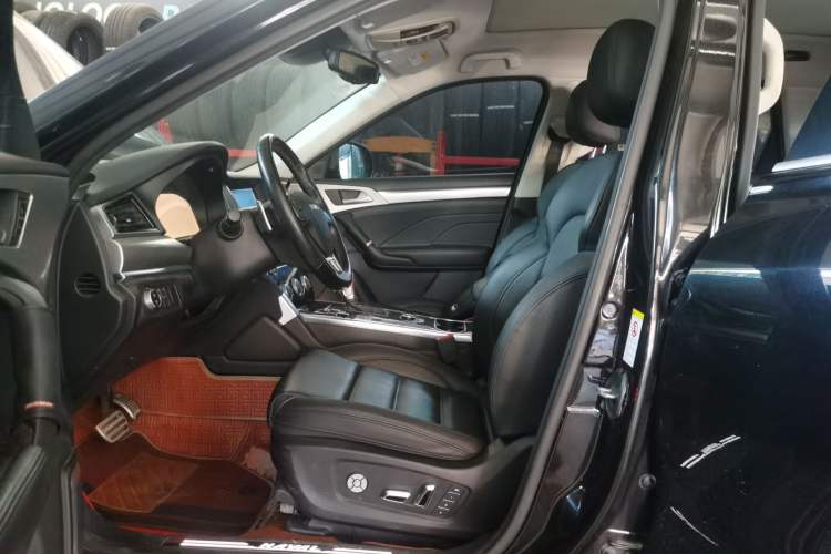 Used Haval H7 2017 Red-Label H7 2.0T Automatic Prestige Model Left Front Seat