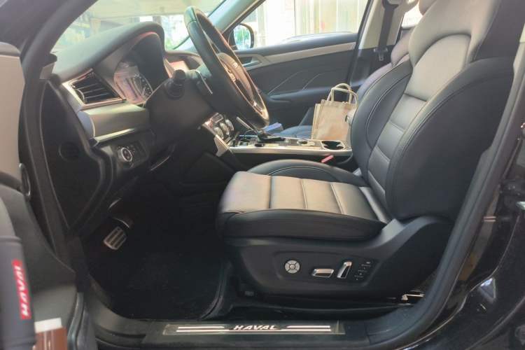 Used Haval H7 2017 Red-Label H7 2.0T Automatic Luxury Model Left Front Seat