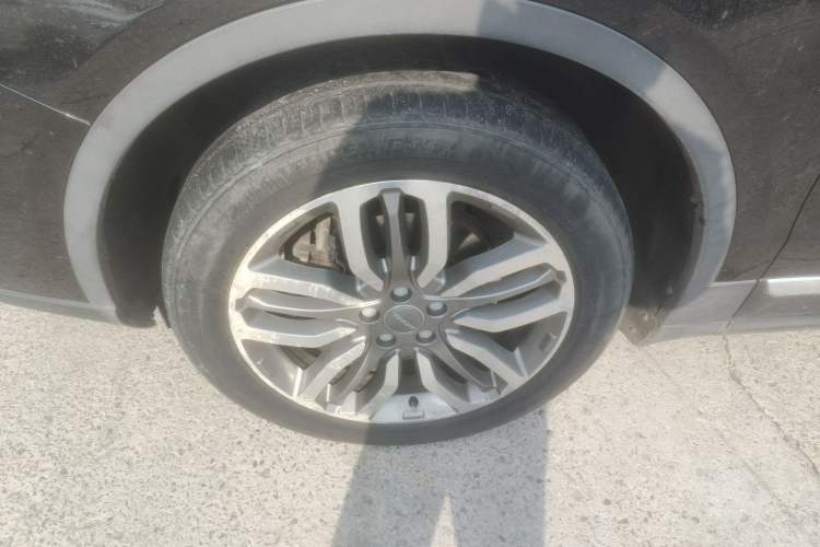Used Haval H7 2017 Blue-Label H7L 2.0T Automatic Luxury Model Left Front Wheel Hub