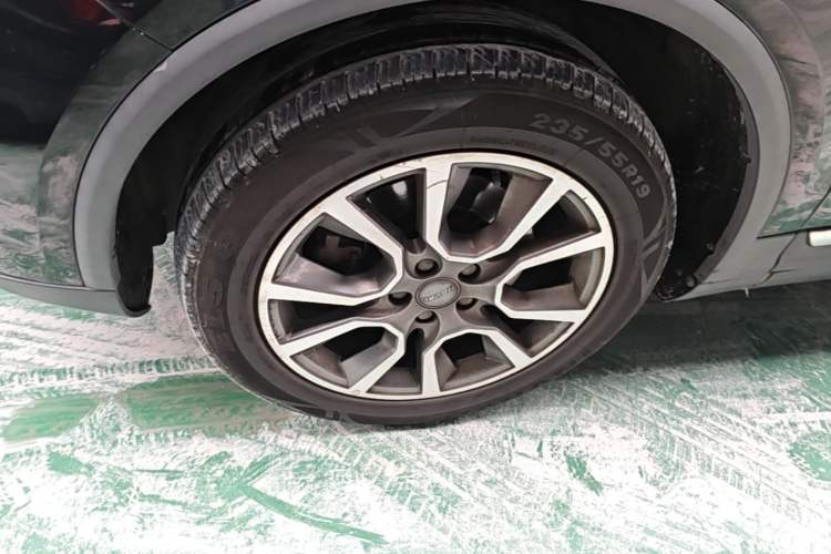 Used Haval H7 2017 Red-Label H7 2.0T Automatic Luxury Model Left Front Wheel Hub