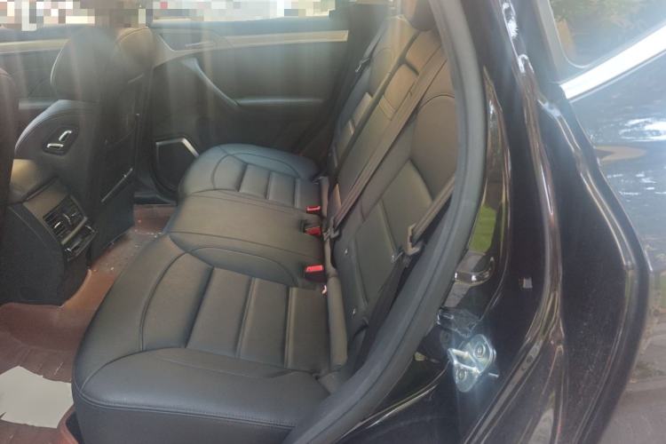 Used Haval H7 2017 Red-Label H7 2.0T Automatic Luxury Model Left Rear Seat