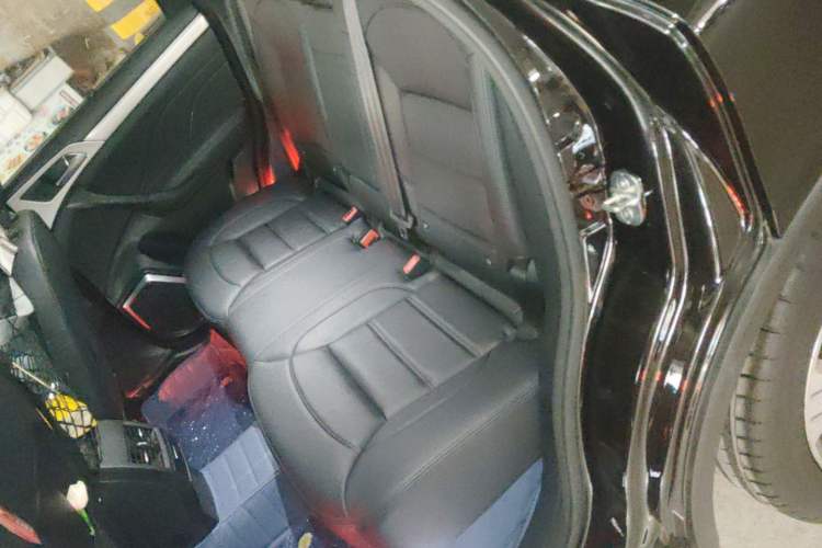 Used Haval H7 2017 Red-Label H7 2.0T Automatic Prestige Model Left Rear Seat