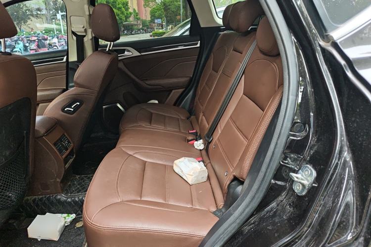 Used Haval H7 2017 Red-Label H7 2.0T Automatic Prestige Model Left Rear Seat