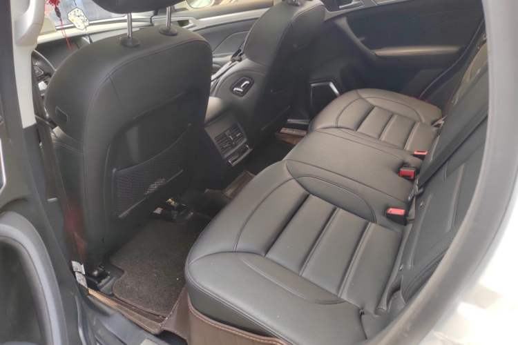 Used Haval H7 2017 Red-Label H7 2.0T Automatic Luxury Model Left Rear Seat