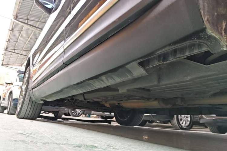 Used Haval H7 2017 Red-Label H7 2.0T Automatic Luxury Model Left Side Sill