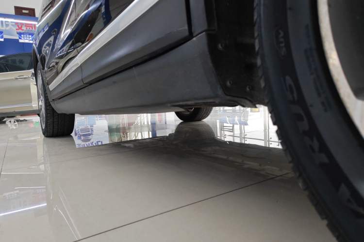 Used Haval H7 2017 Red-Label H7 2.0T Automatic Prestige Model Left Side Sill