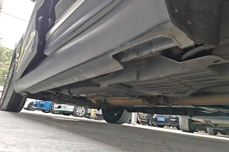 Used Haval H7 2017 Red-Label H7 2.0T Automatic Luxury Model Left Side Sill