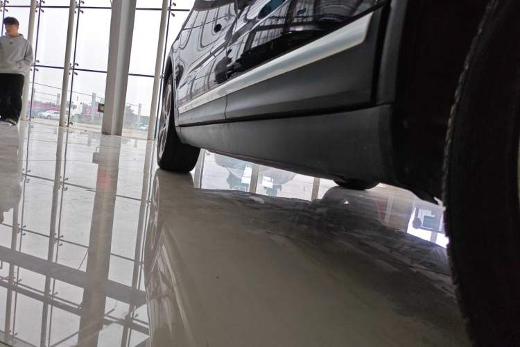 Used Haval H7 2017 Red-Label H7 2.0T Automatic Prestige Model Left Side Sill