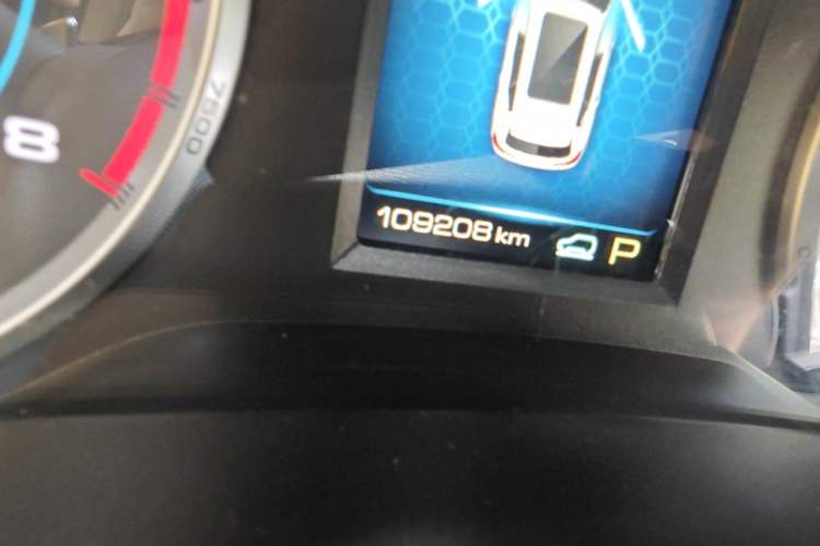 Used Haval H7 2017 Red-Label H7 2.0T Automatic Luxury Model Odometer Close Up
