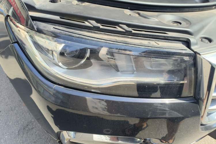 Used Haval H7 2017 Red-Label H7 2.0T Automatic Luxury Model Right Front Headlight