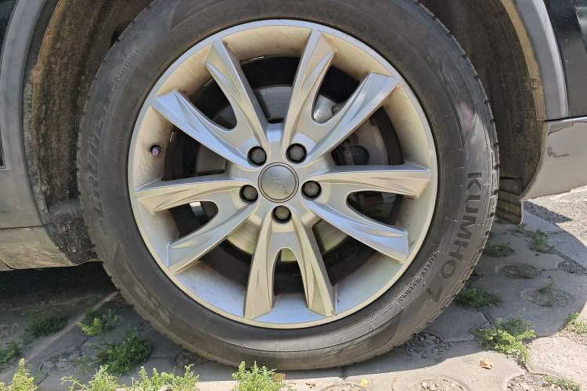 Used Haval H7 2017 Red-Label H7 2.0T Automatic Prestige Model Right Front Wheel Hub