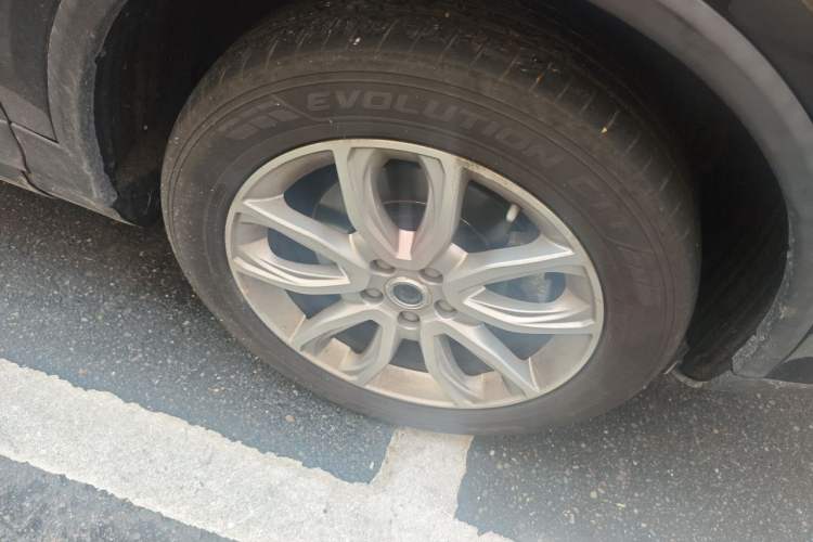 Used Haval H7 2017 Red-Label H7 2.0T Automatic Luxury Model Right Front Wheel Hub