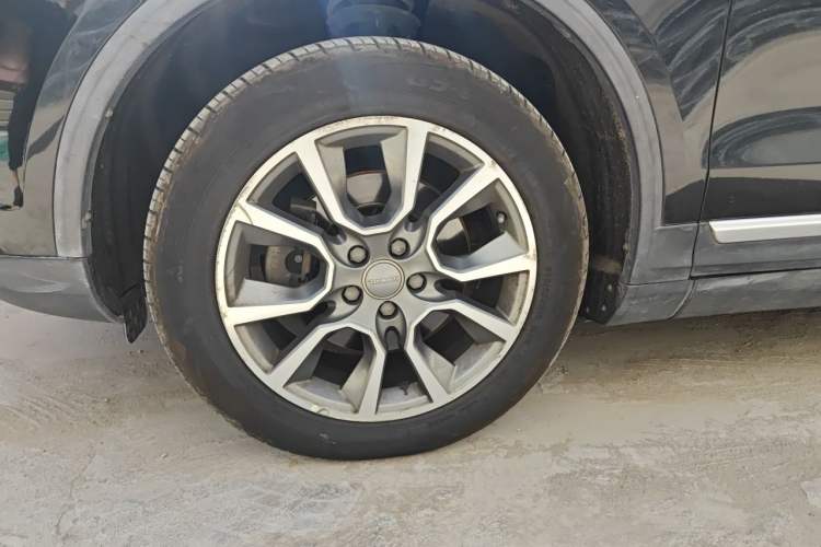 Used Haval H7 2017 Red-Label H7 2.0T Automatic Luxury Model Right Front Wheel Hub