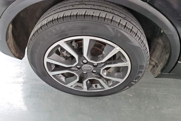 Used Haval H7 2017 Red-Label H7 2.0T Automatic Luxury Model Right Rear Wheel Hub