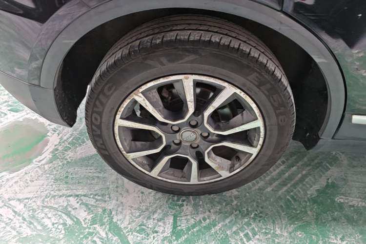 Used Haval H7 2017 Red-Label H7 2.0T Automatic Luxury Model Right Rear Wheel Hub