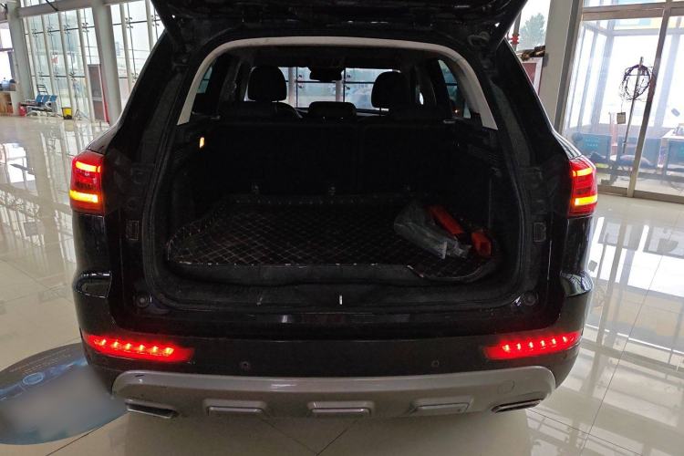 Used Haval H7 2017 Red-Label H7 2.0T Automatic Prestige Model Trunk