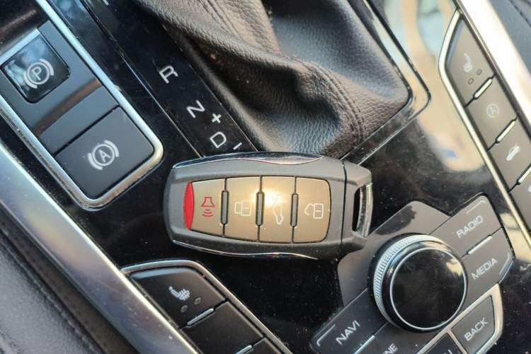 Used Haval H7 2017 Red-Label H7 2.0T Automatic Luxury Model Vehicle Key