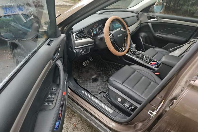 Used Haval H7 2017 Red-Label H7 2.0T Automatic Luxury Model Driver Seat
