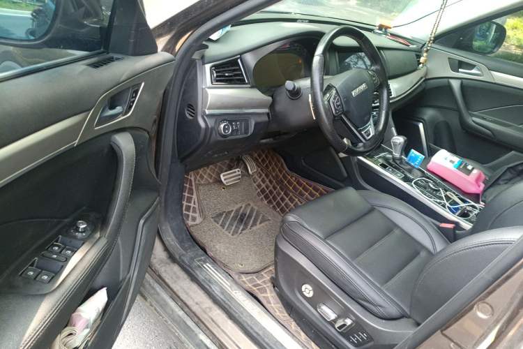 Used Haval H7 2017 Red-Label H7 2.0T Automatic Prestige Model Driver Seat